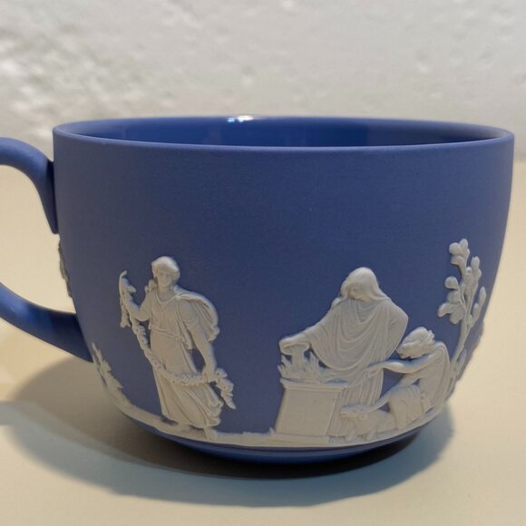 Wedgwood Blue Jasperware Teacup with White Motif - Picture 4 of 8